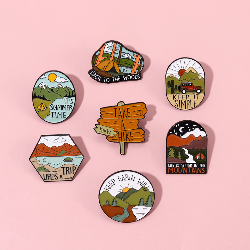 Outdoor Adventure Friends - Pins de esmalte de camping ao