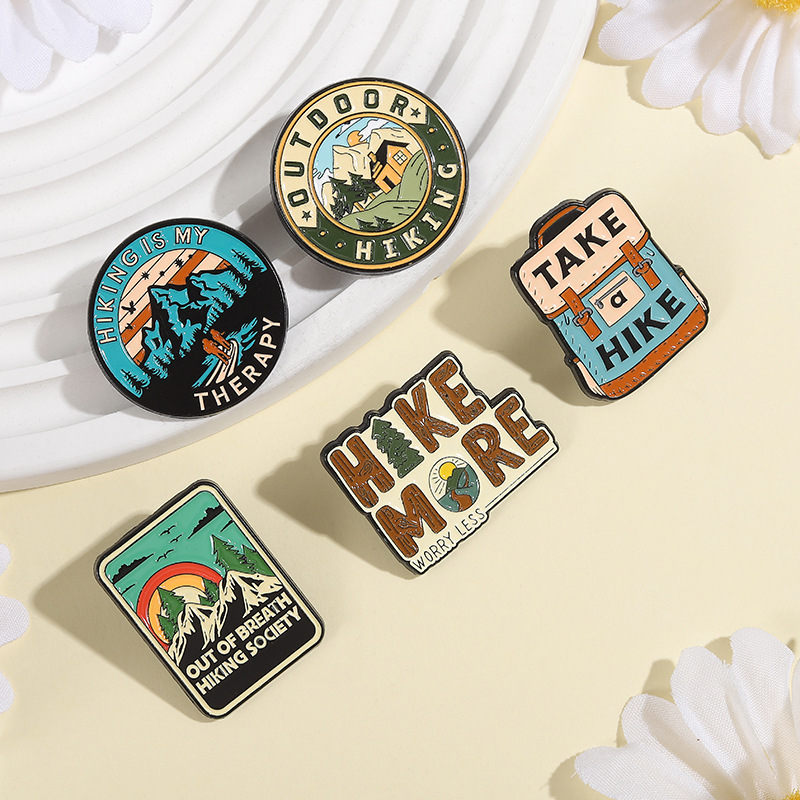 Conjunto de 5 Broches Esmaltad - Outdoor Adventure Friends avaliação e preço